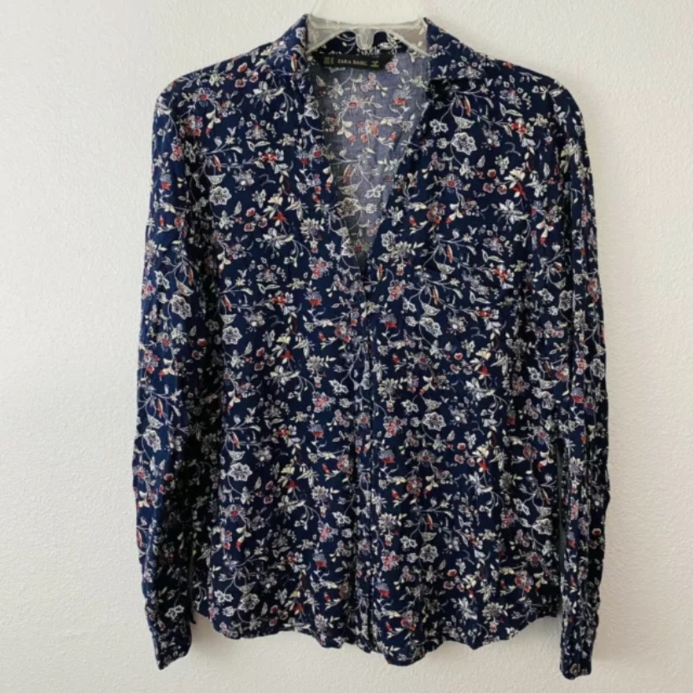 Zara Basic LS Roll Tab Blue Floral Button Up Shirt